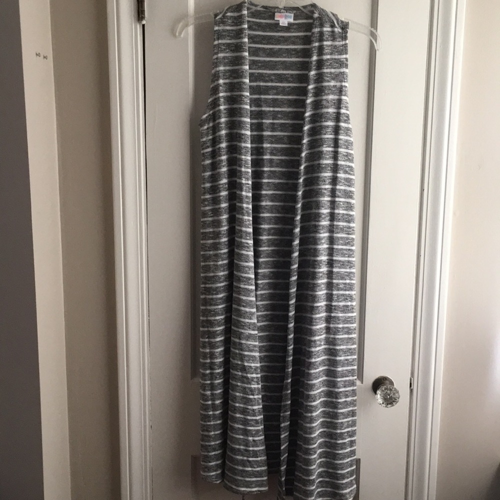 NWT Lularoe Joy size xs vest